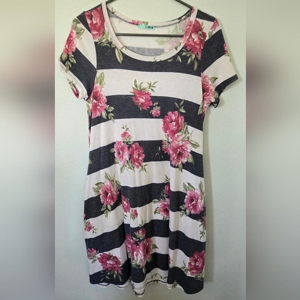 P.S. Kate | Striped Floral T-shirt Dress Size Medium